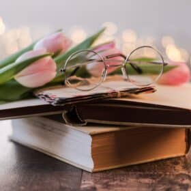 Romance Writers in Pakistan